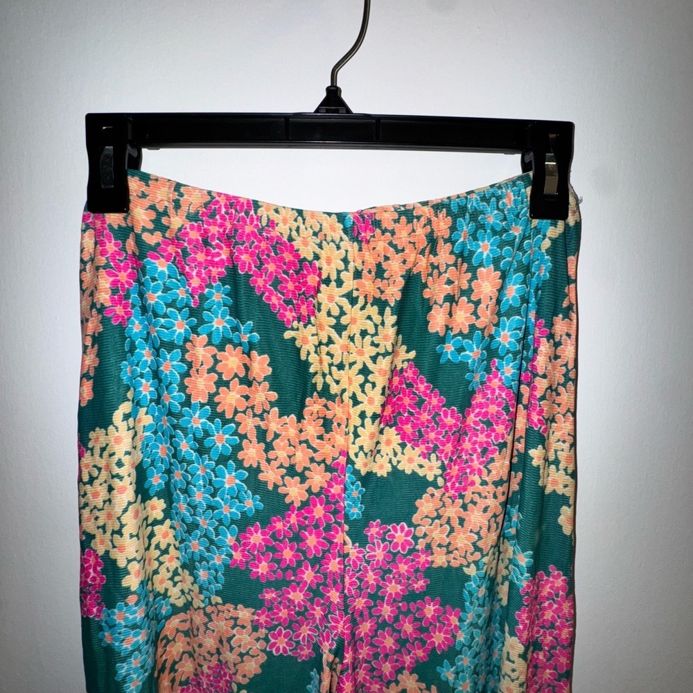 True Vintage Made in USA 1970s Floral Wide-Leg Flare Pants - Picture 6 of 10